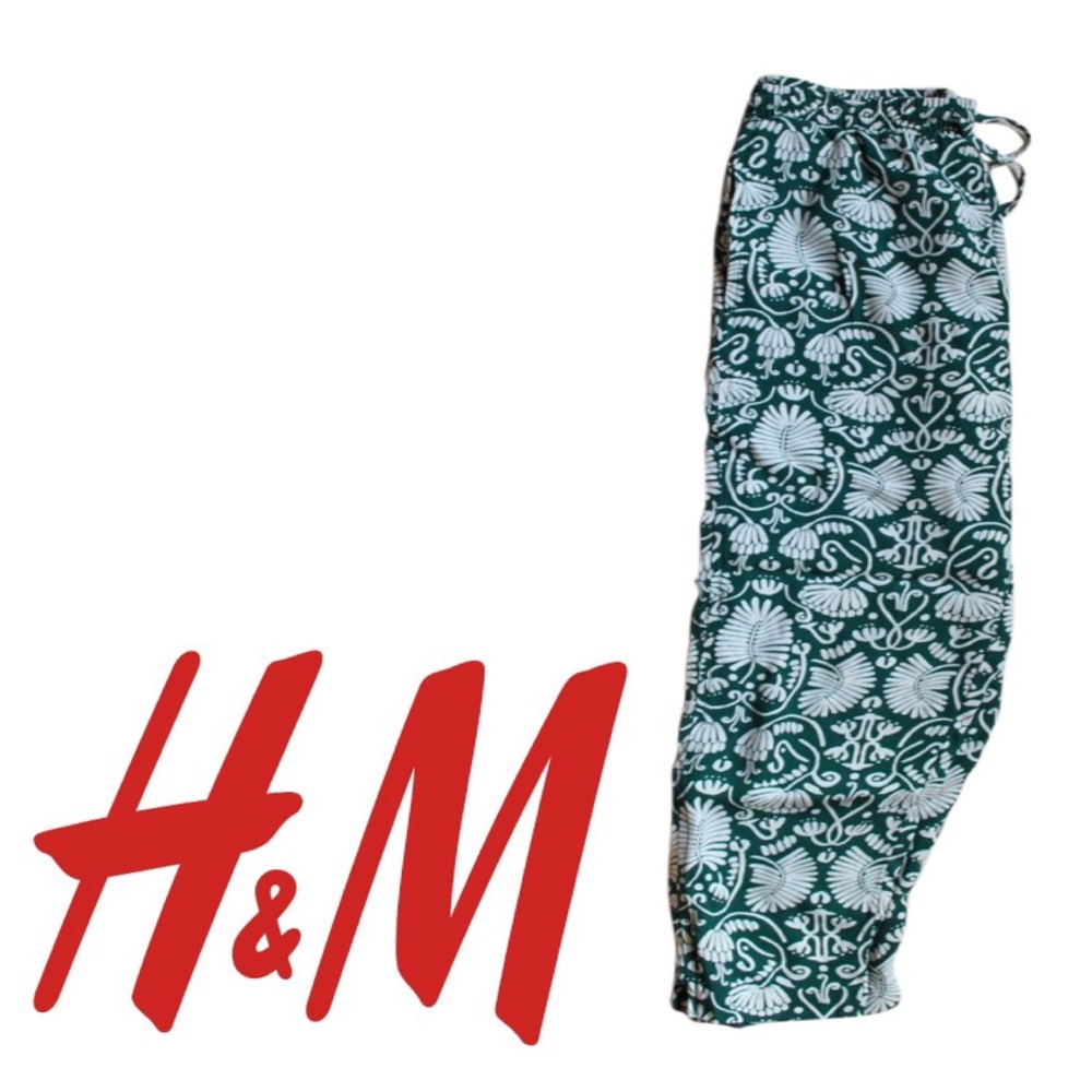 H&M Green Palm Print Pant